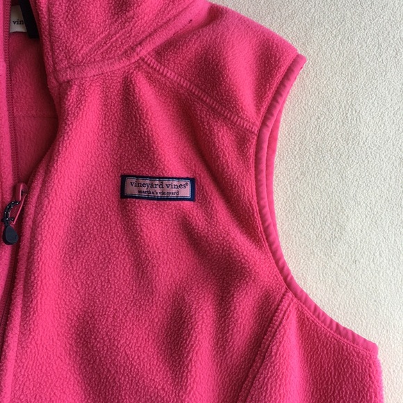 Vineyard Vines pink fleece vest size S - Picture 3 of 7